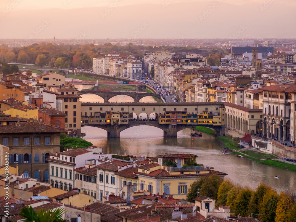 Obraz premium Ponte Vecchio Duomo catedral de la Ciudad de Florencia en Italia