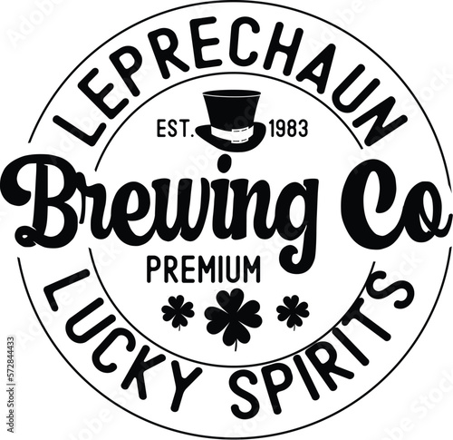 St Patrick's Day Round Signs SVG, round sign svg,st patricks day svg,st patricks day png,welcome svg,welcome round sign,farmhouse sign svg,st pattys svg,door hanger svg,home sweet home svg,porch sign 