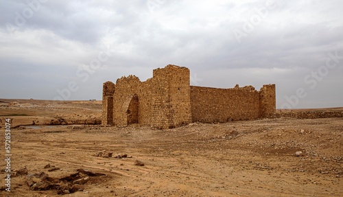 قصر ضبعة - الاردن Dabaa castle- fort of hyena- Jordan