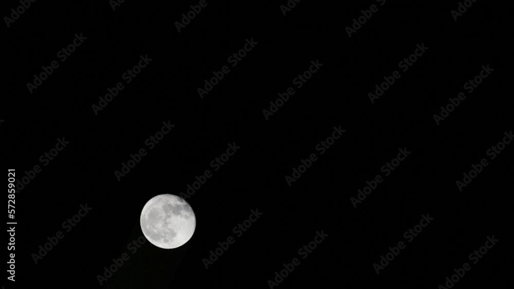 Moon Timelapse, Stock time lapse : Full moon rise in dark nature sky, night time. Full moon disk time lapse with moon light up in night dark black sky. High-quality free video footage or timelapse Moon Timelapse, Stock time lapse : Full moon rise in dark nature sky, night time. Full moon disk time lapse with moon light up in night dark black sky. High-quality free video footage or timelapse