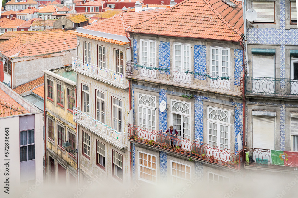 houses in the oldtown of porto