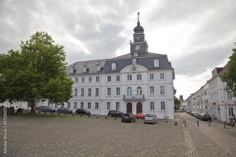 An image of the old town hall Saarbruecken