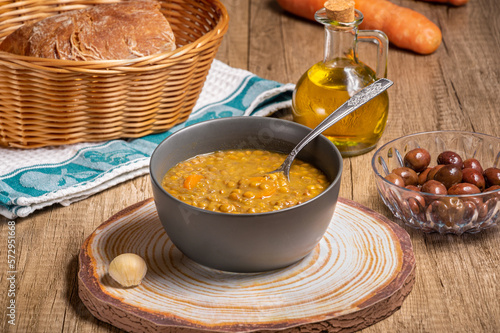 Fakes a traditional Greek vegetarian soup made from brown lentils photo