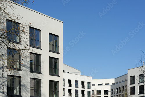 Mainz, Deutschland - 18. Februar 2023: Die Preise auf dem deutschen Immobilienmarkt haben aufgrund der Zinserhöhungen an Dynamik verloren.