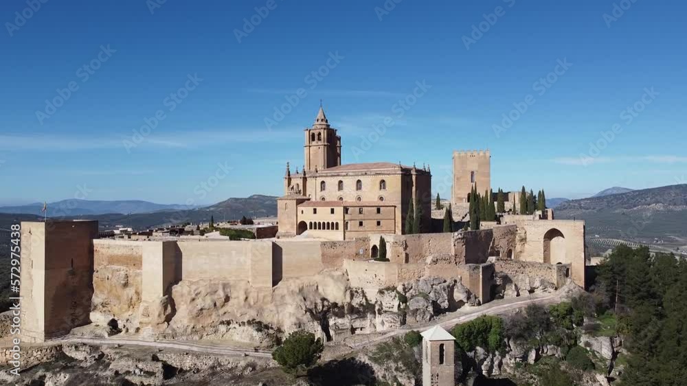 Preciosa Vista aérea del Castillo de la Mota en Alcalá la Real, Jaén Preciosa Vista aérea del Castillo de la Mota en Alcalá la Real, Jaén