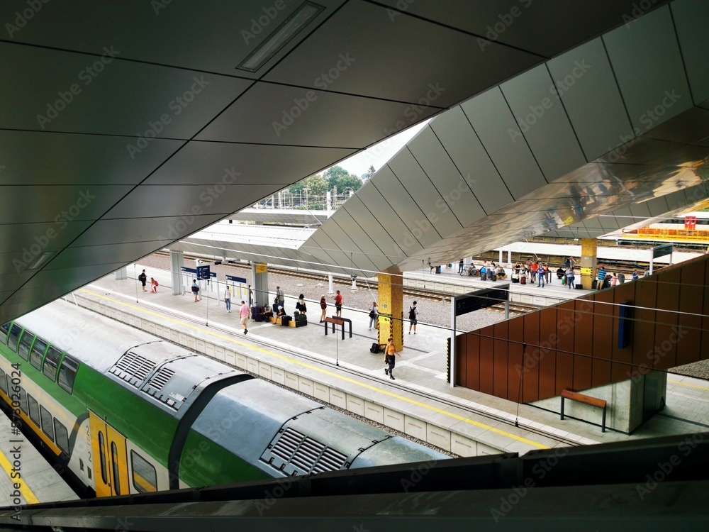stacja, perony, dworzec, PKP, Warszawa Zachodnia, przebudowa, remont, kolej, przewozy, przewóz, miejski, podróż, architektura, budowa