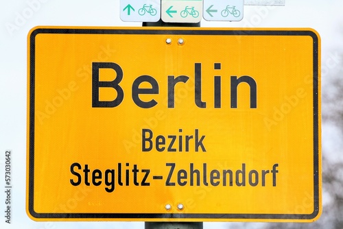 Sign on the state border between Potsdam in Brandenburg and Berlin with the inscription 