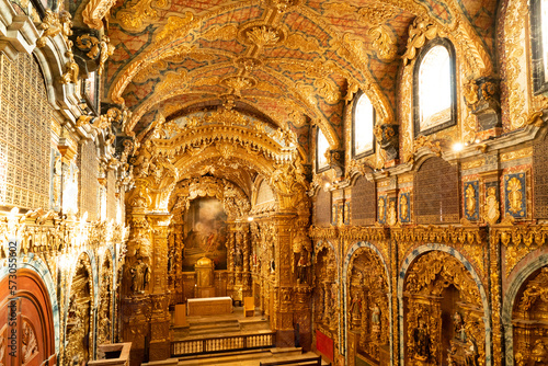 Billede på lærred Iterior of traditional portugees church