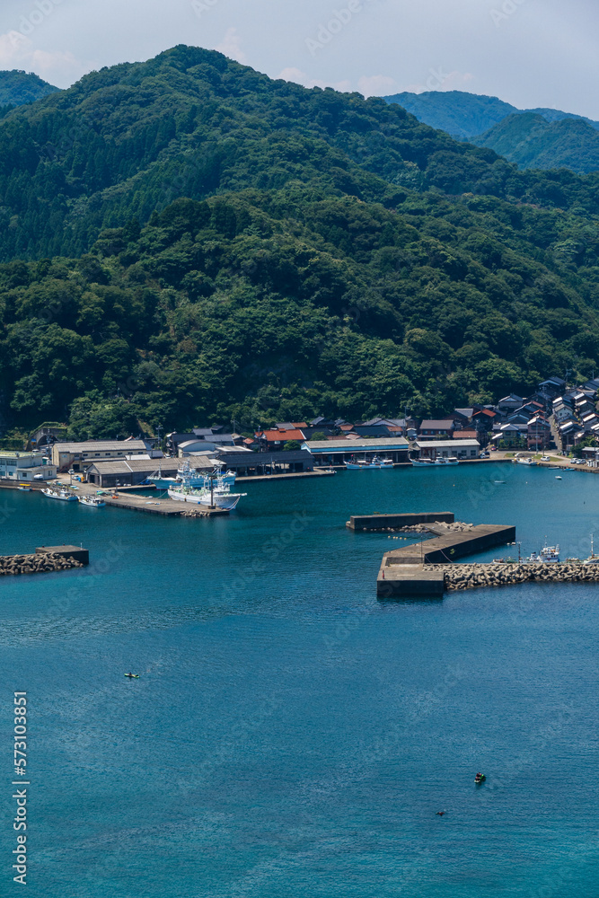 兵庫県 新温泉町の城山園地から眺める日本海と夏景色