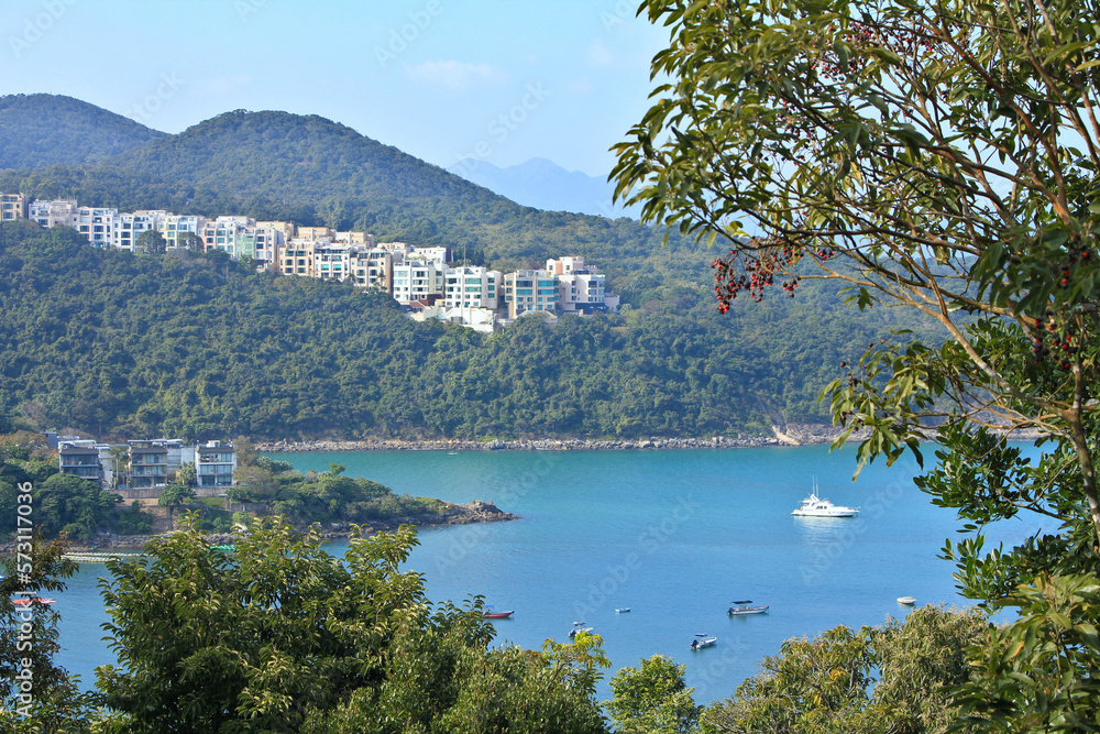 Beautiful Scenery of Sai Kung, Hong Kong

Sai Kung is a desirable place to live in Hong Kong as it is surrounded by country parks and islands
