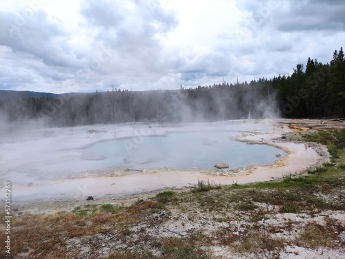yellowstone geothermal park