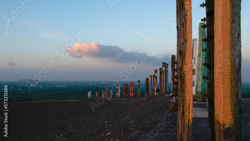 Skulpturenkunst auf der Halde Haniel in Bottrop photo