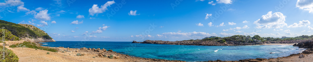 Cala Molto ist eine Bucht der spanischen Baleareninsel Mallorca | Spanien | Espana | Panorama