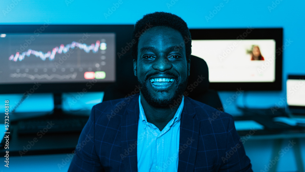 Financial analyst working on stock exchange market in modern office - Fintech concept Financial analyst working on stock exchange market in modern office - Fintech concept