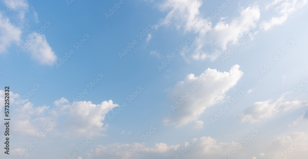 Fototapeta premium Blue sky and white clouds
