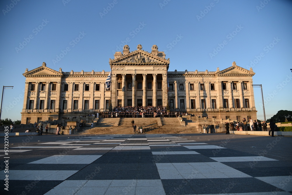 Edificio del parlamento de Uruguay también llamado palacio legislativo.