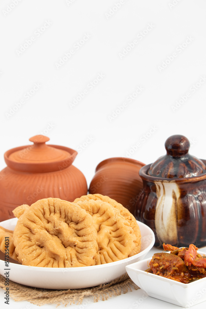 Namkeen Masala Mathri Also Called Matthi, Mathiya, Mathi, Farsi Poori, Farsan, Pharsaṇ Or Mathari Is Famous Tea Time Gluten Free Snacks Consumed Mostly During Festivals Like Diwali, Holi, Karwa Chauth