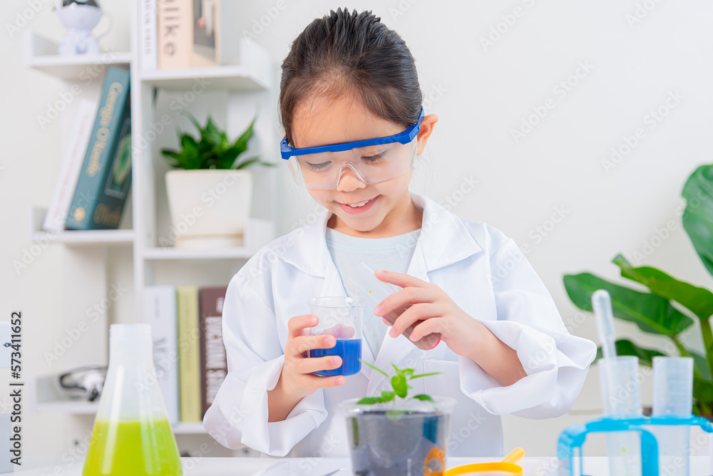 Asia little girl science Asia little girl science
