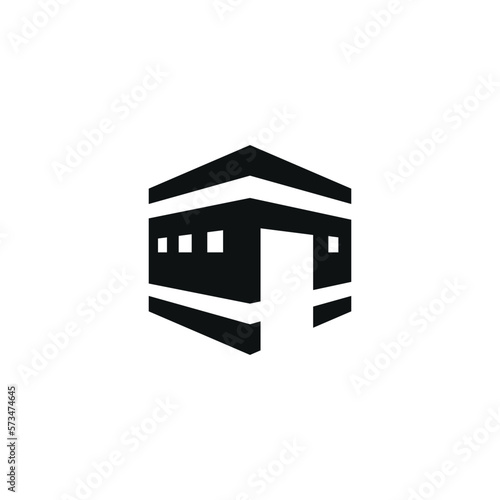 Kaaba flat icon isolated on white background. Islamic icon vector. Ramadan icon vector