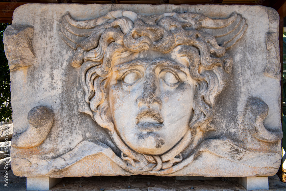 Obraz premium Didyma Apollo Temple, one of the most important prophecy centers of the ancient world, is located in the city center of Didim district of Aydın Province