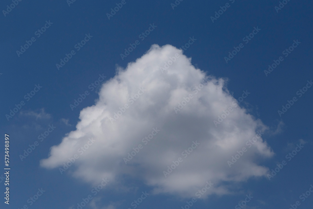 white cloud looking like pyramid in a blue sky white cloud looking like pyramid in a blue sky