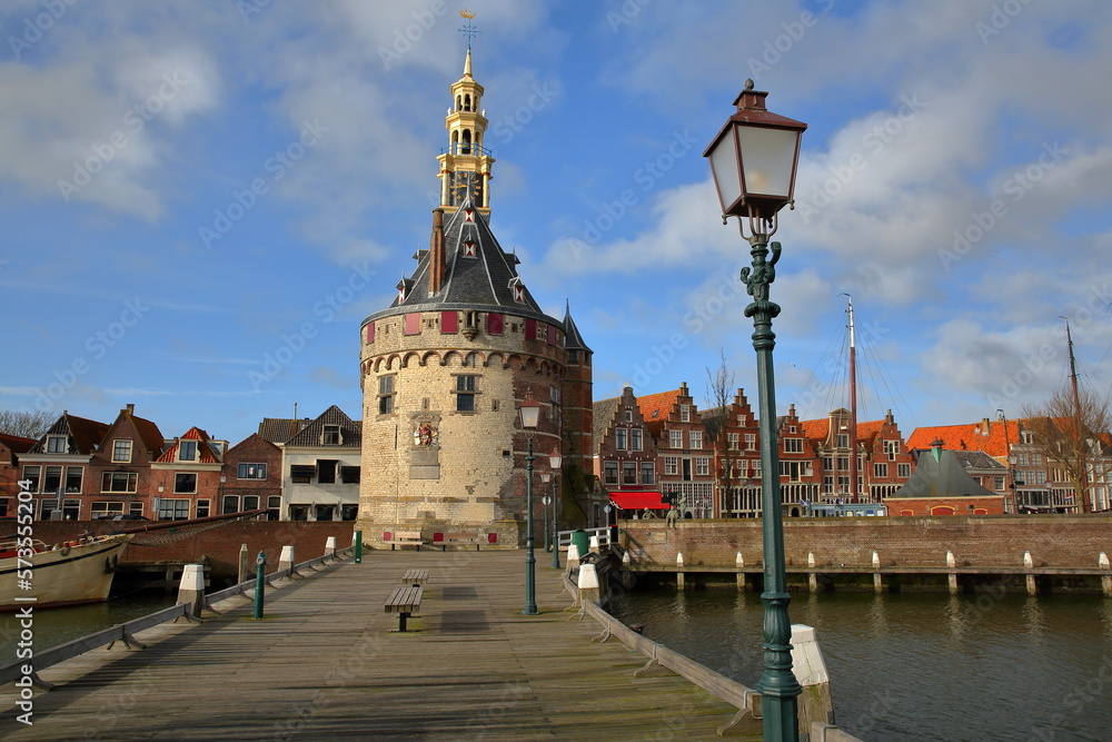 Naklejka premium The harbor (Binnenhaven) of Hoorn, West Friesland, Netherlands, with the Hoofdtoren (The Head Tower) 