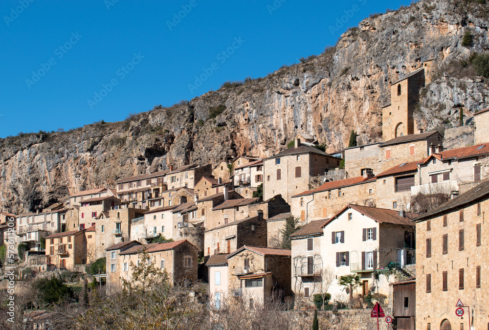 Le village de Peyre en Aveyron, l'un des plus beaux villages de France