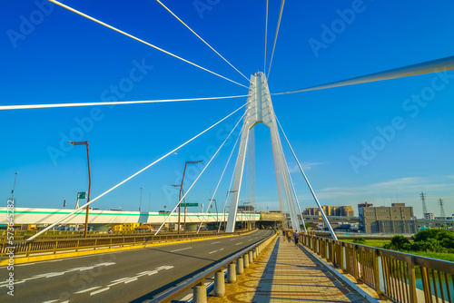 大師橋と青空 © kanzilyou
