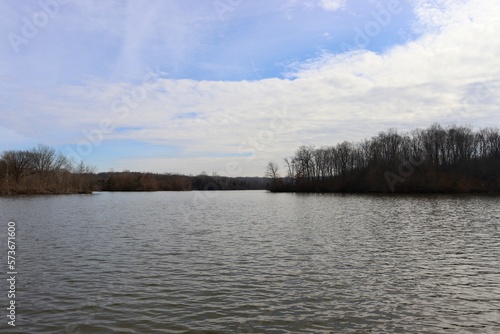 The peaceful lake in the park on a winter day.