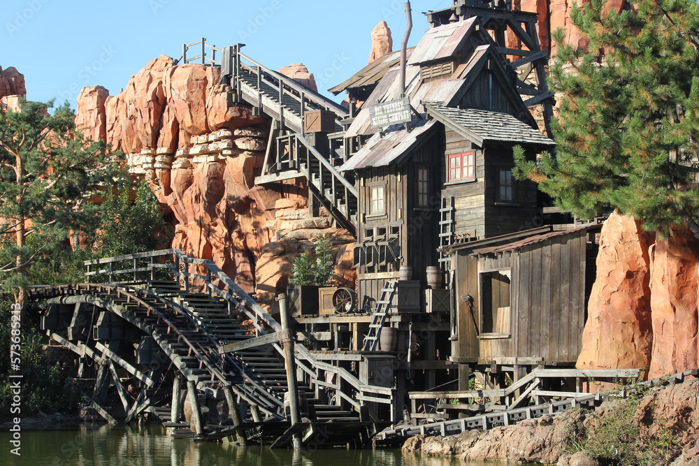 Naklejka premium Parc à thème Disneyland Paris et Walt Disney Studios