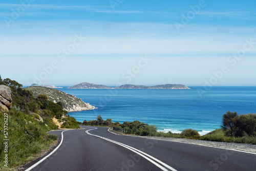 Fototapeta Naklejka Na Ścianę i Meble -  coastline road to the sea
