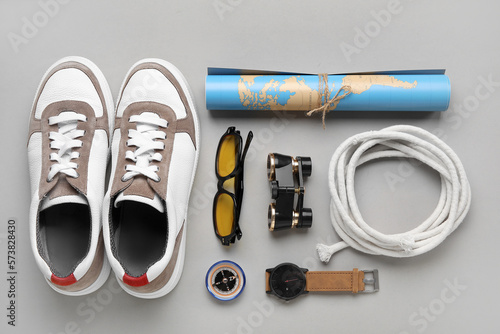 Compass with traveler acces...