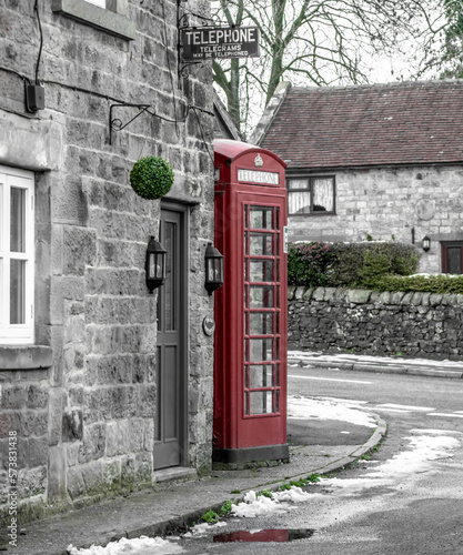red telephone box