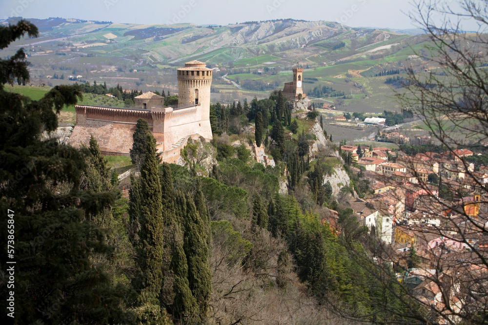 Brisighella, Ravenna. Rocca Manfrediana con Torre dell' Orologio sopra la cittadina.
