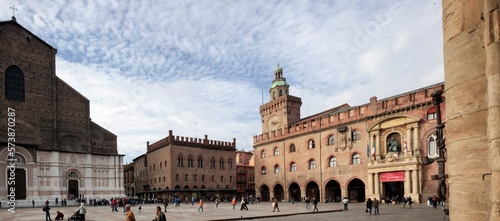 Bologna. Piazza Maggiore con il crescentone circondato dal Duomo, Palazzo d'Accursio e Palazzo del Podestà. photo