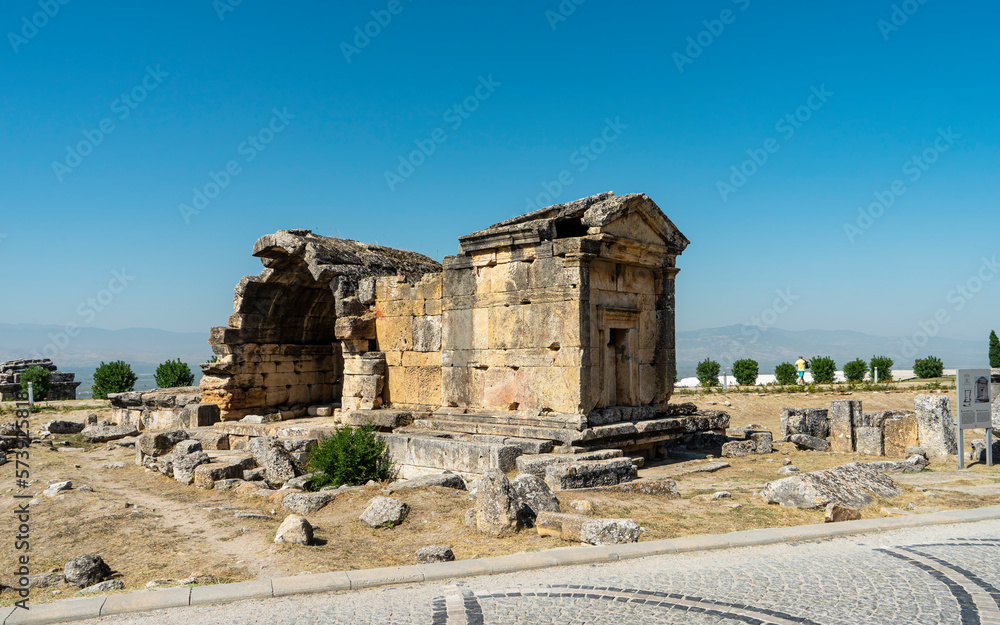 Tomb from 1st century AD in Hierapolis, Pamukkale, Denizli, Turkey.  One of the most representative and best conserved building in North Necropolis. 