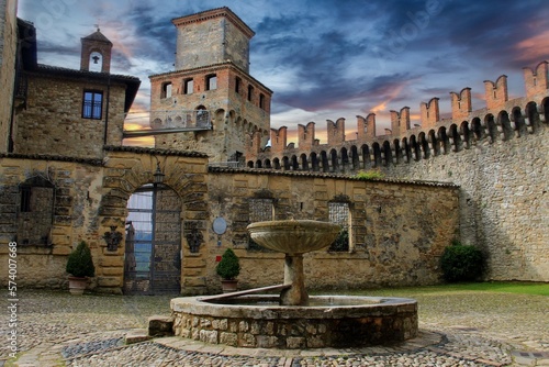 Vigoleno, borgo medievale in nord Italia