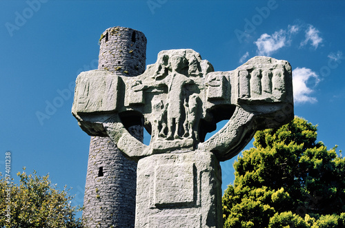 Obraz na płótnie Kells in County Meath, Ireland. The Unfinished Cross and Round Tower in the ancient Celtic Christian churchyard w salonie