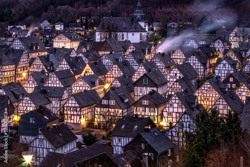 Bild auf Leinwand Historical Alter Flecken half-timbered houses - Freudenberg, Germany