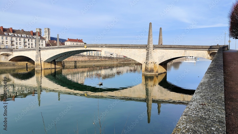 Fototapeta premium CHALON-SUR-SAONE (Saône et Loire)
