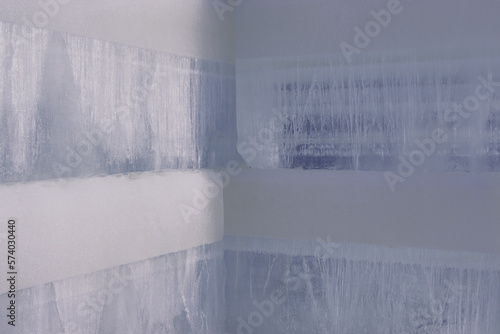 Ice wall corner