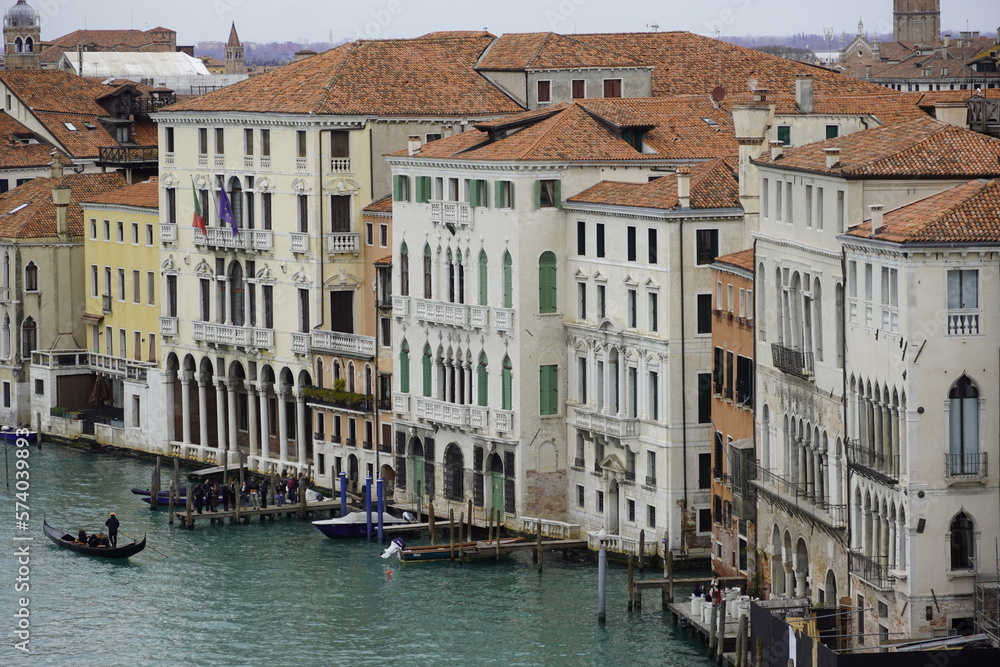 Naklejka premium The Beauty of Venice's Architecture