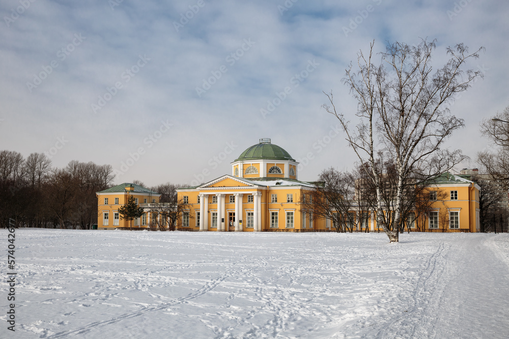Alexandrino manor in St. Petersburg