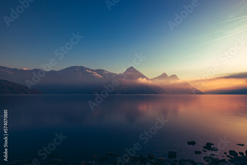 See und Berglandschaft im Kanton Uri.