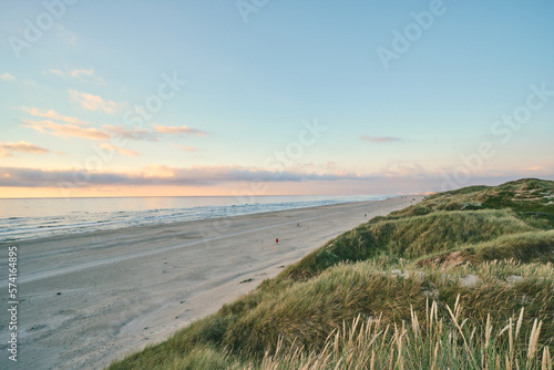 Fototapeta Naklejka Na Ścianę i Meble -  Wide beach and dunes in northern Denmark. High quality photo