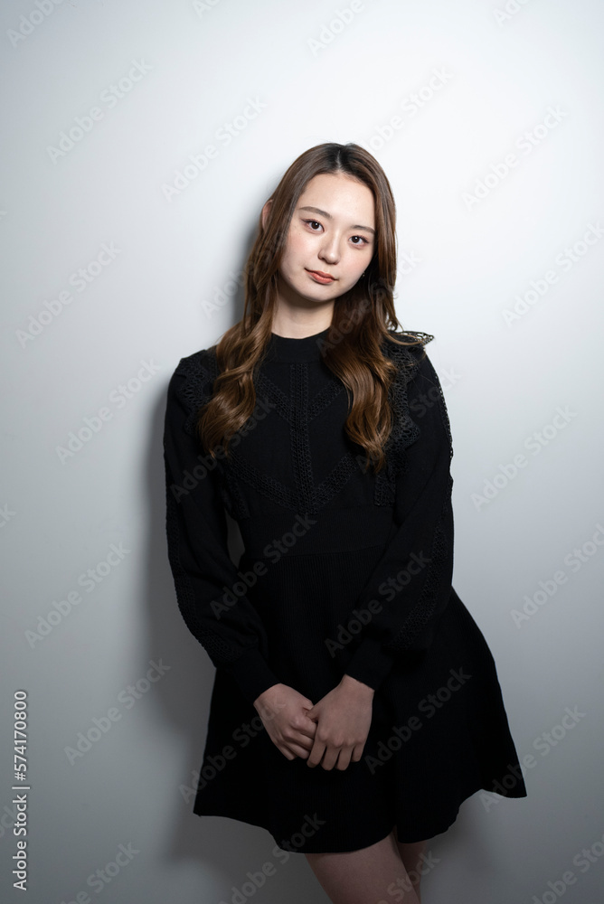 爽やかな若い女性 爽やかな若い女性