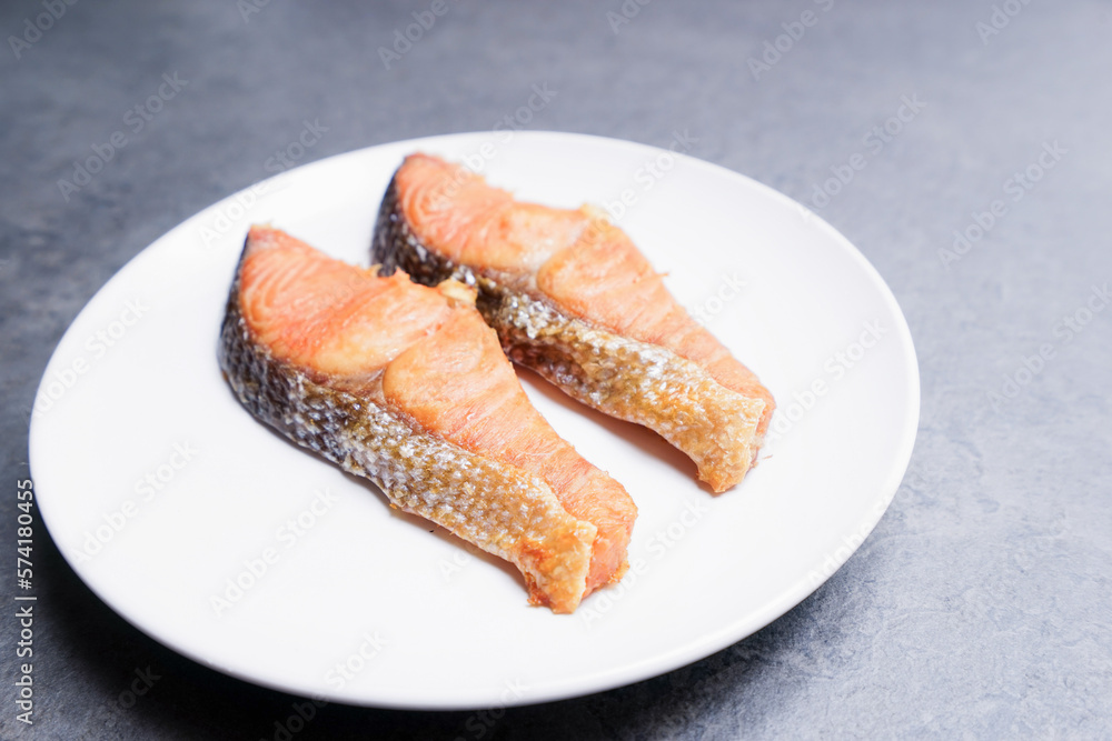 鮭の塩焼き 鮭の塩焼き