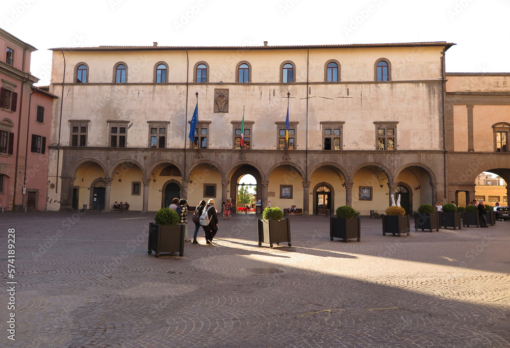 Naklejka premium Viterbo: Palazzo dei Priori