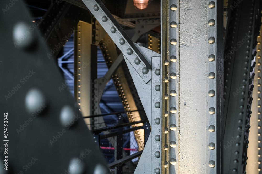 genie civil pont structure acier metal ancien