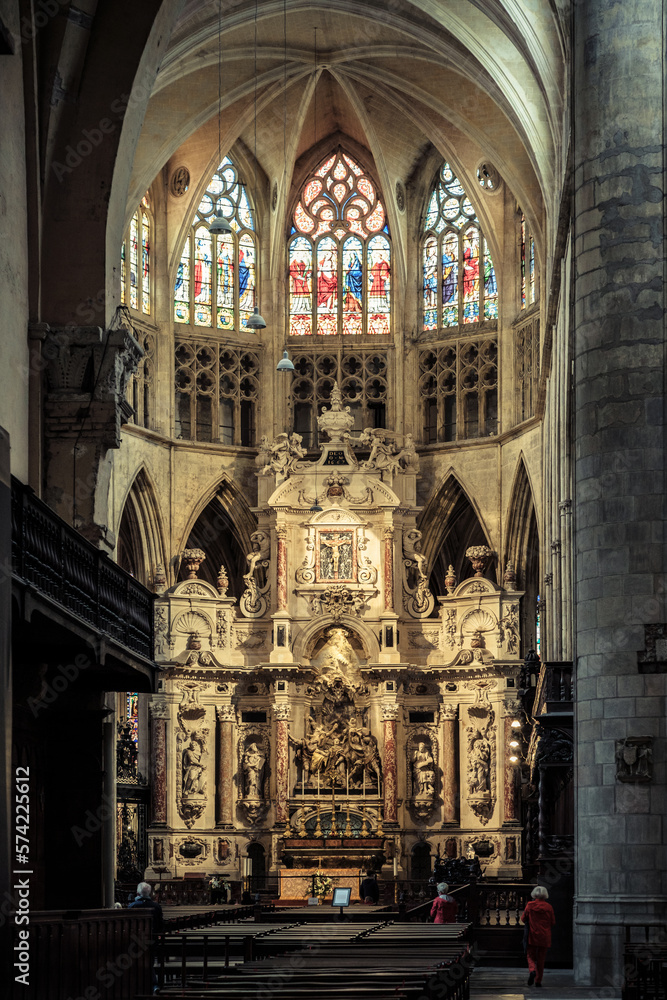 Choir and altar of the gothic Saint Etienne cathedral in Toulouse old town in the south of France (Haute Garonne)
